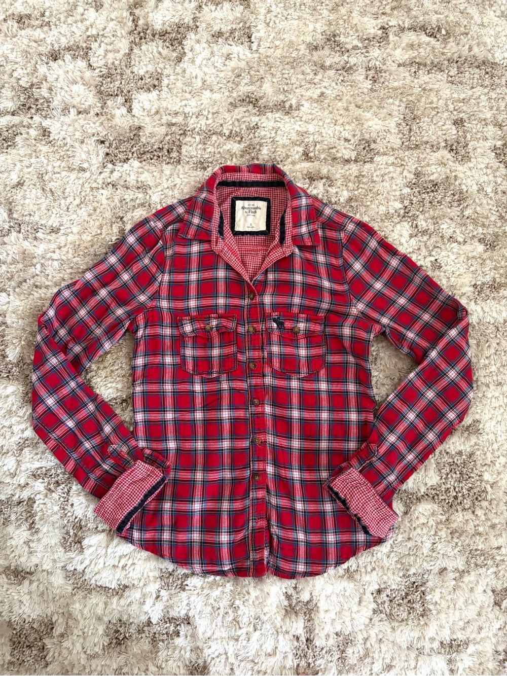 Abercrombie & Fitch Red Plaid Flannel Shirt Size Small Plaid Button-Up Blouse